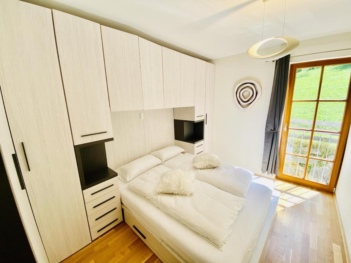 Modern Mountain Apart Directly By Skiing Area راوريس المظهر الخارجي الصورة