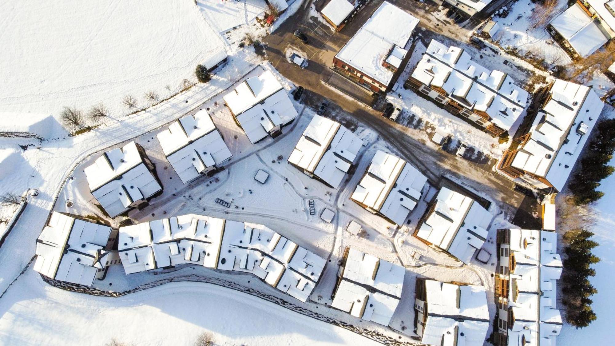 Modern Mountain Apart Directly By Skiing Area راوريس المظهر الخارجي الصورة